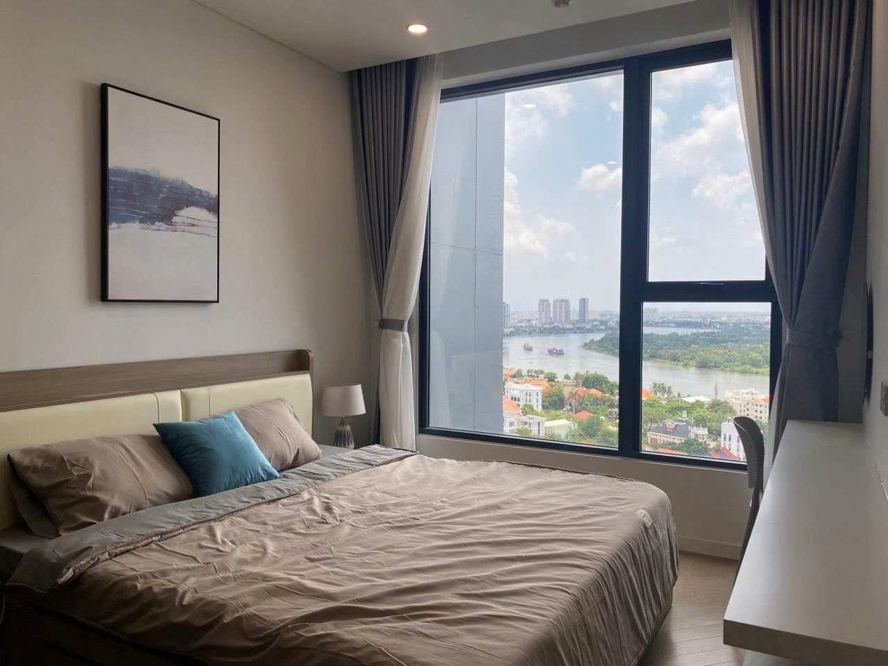 Master bedroom with river view
